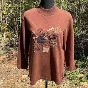 Blast sweatshirt. Size SP. Brown.